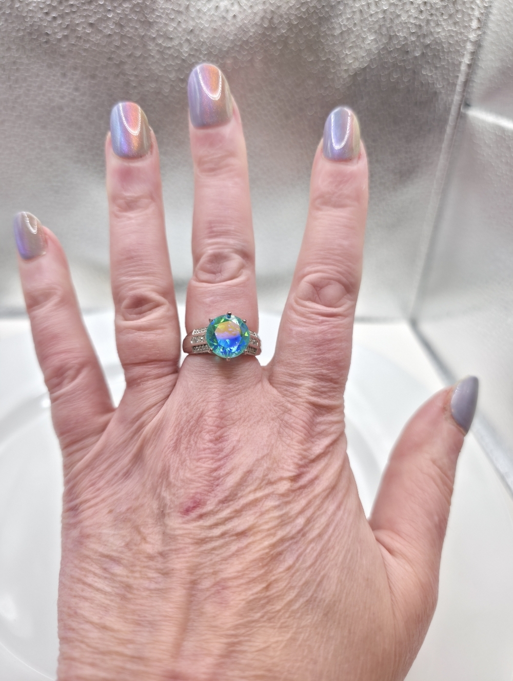 NWOT Mesmerizing Peacock Quartz And White Topaz Ring - Picture 8 of 8